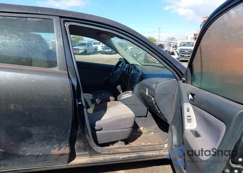 2006 Toyota Matrix Xr z USA, uszkodzony, nr VIN 2T1KR32E16C607306